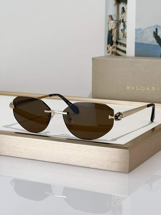 Picture of Bvlgari Sunglasses _SKUfw81854456fw
